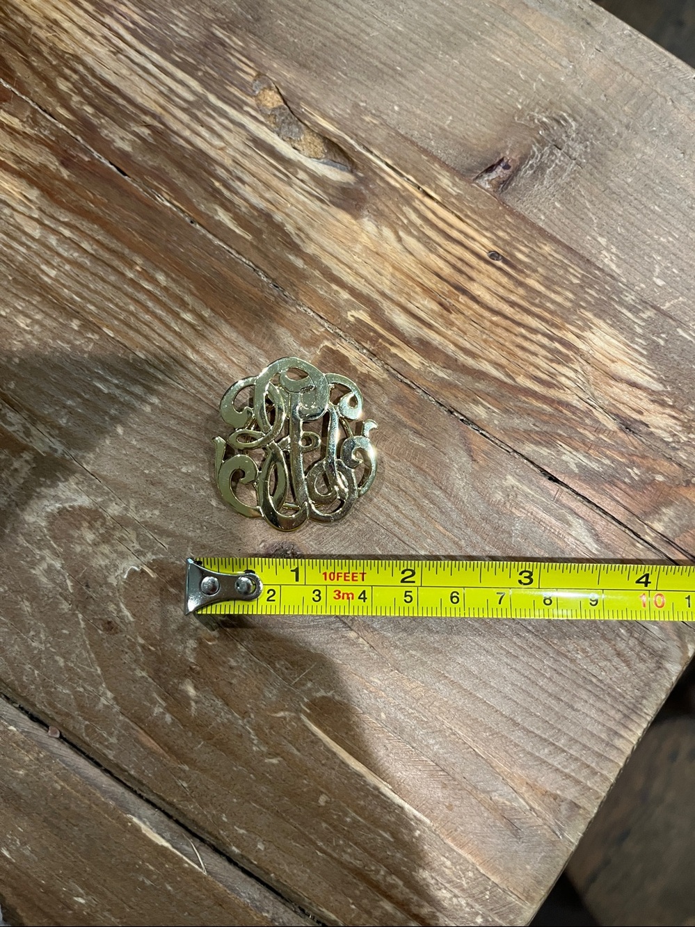Vintage Scarf Clip Gold Monogram Scarf Clip - Picture 9 of 9